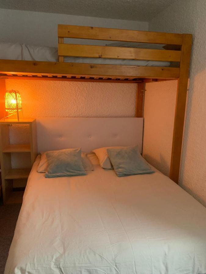 Studio De 32 M2 Pour 3 Personnes Pied Des Pistes เลส์เดอซาลป์ ภายนอก รูปภาพ