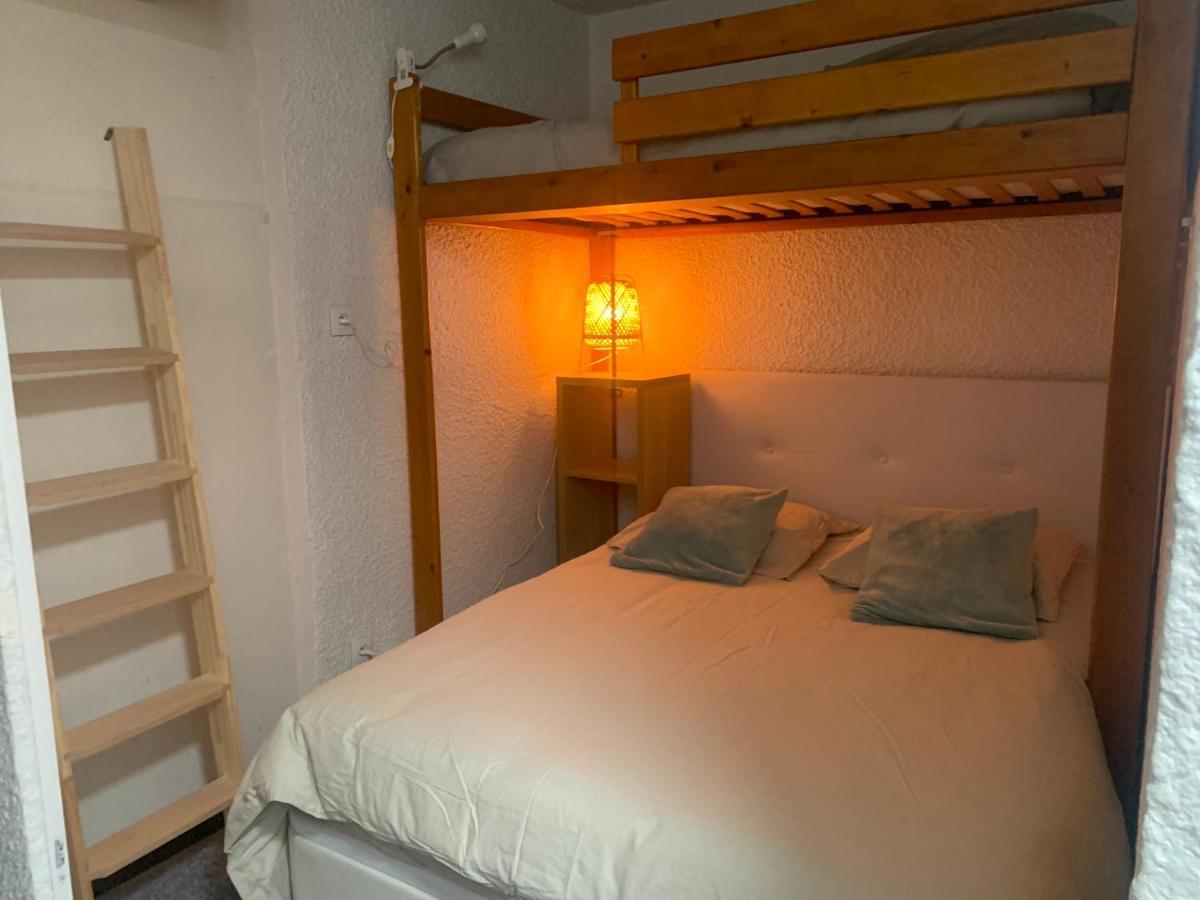 Studio De 32 M2 Pour 3 Personnes Pied Des Pistes เลส์เดอซาลป์ ภายนอก รูปภาพ