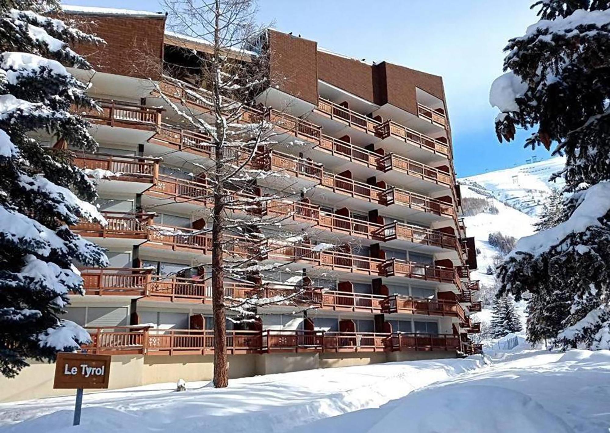 Studio De 32 M2 Pour 3 Personnes Pied Des Pistes เลส์เดอซาลป์ ภายนอก รูปภาพ